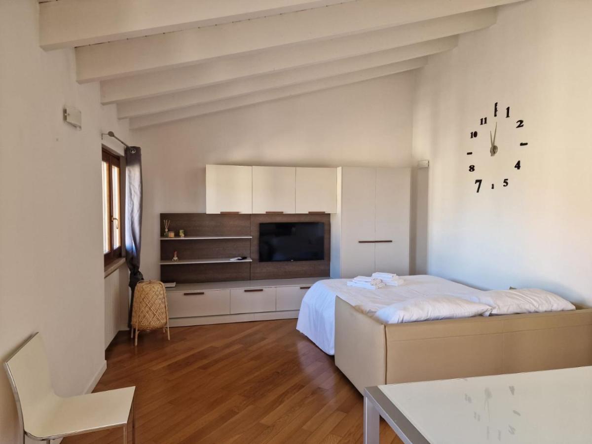 Vittoria Al Lago Apartment Desenzano del Garda Exterior photo
