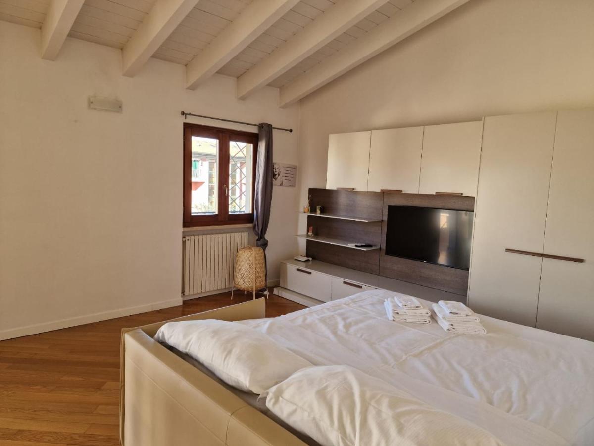 Vittoria Al Lago Apartment Desenzano del Garda Exterior photo