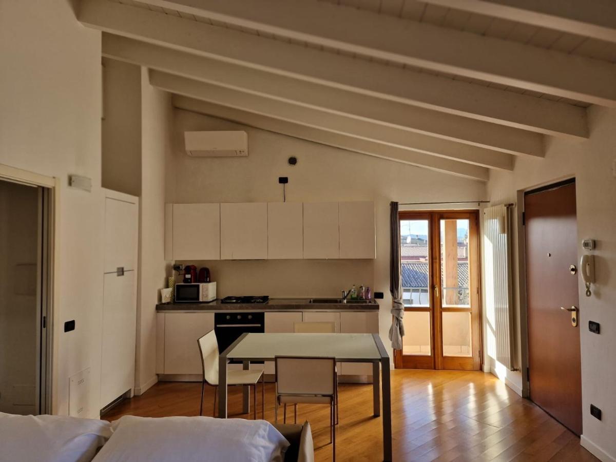 Vittoria Al Lago Apartment Desenzano del Garda Exterior photo